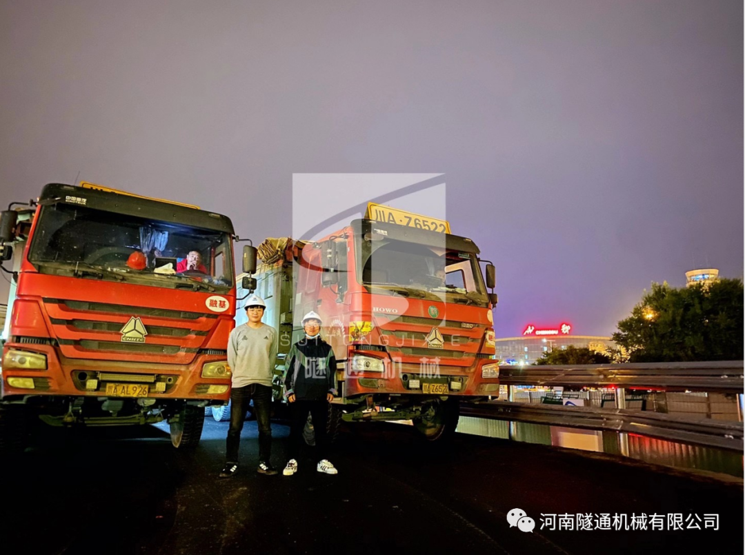 中国水利水电第七工程局有限公司成都轨道交通19号线钢便桥项目顺利通车(图6) 6.png
